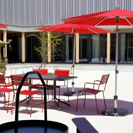 Ming Shan Hotel Bullet