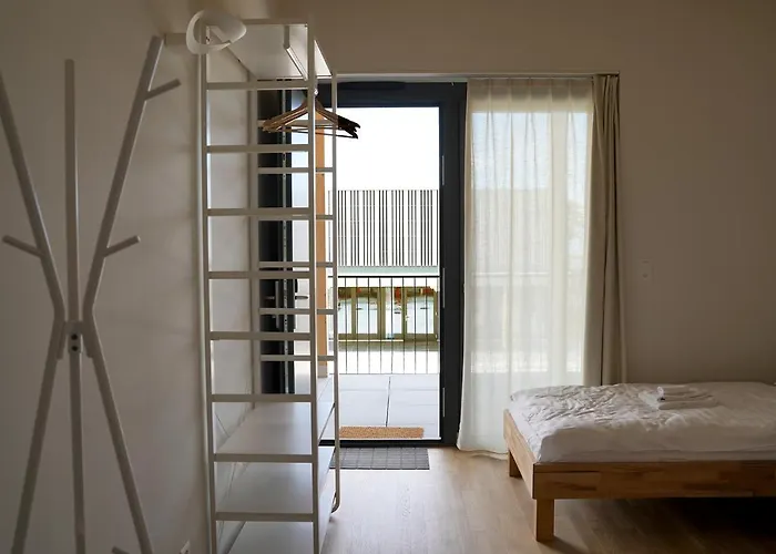 Hotel Ming Shan Bullet